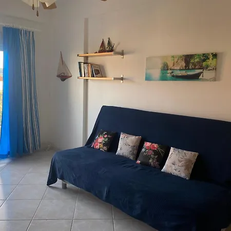 Cozy In Kallithea Apartament